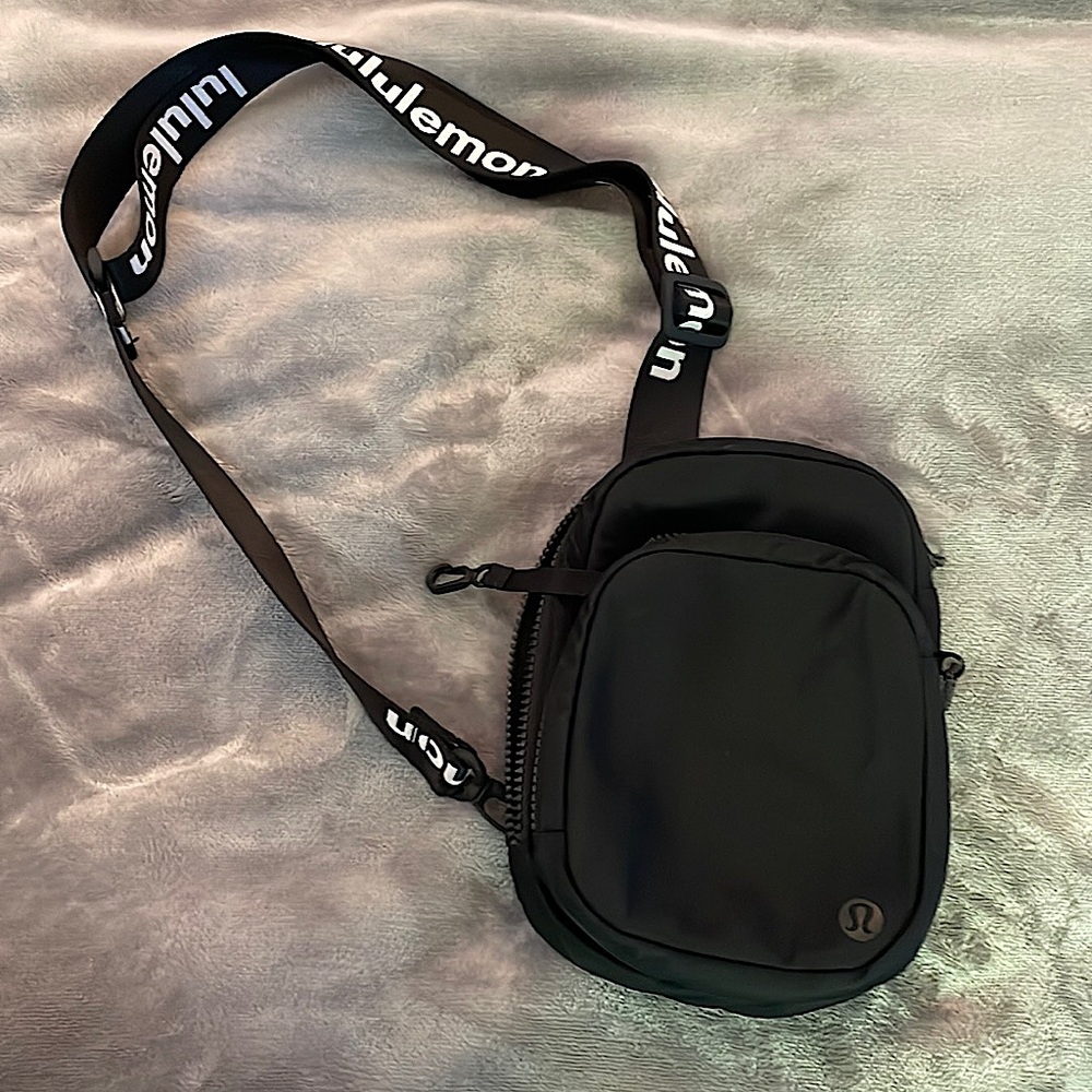 Lululemon crossbody bag